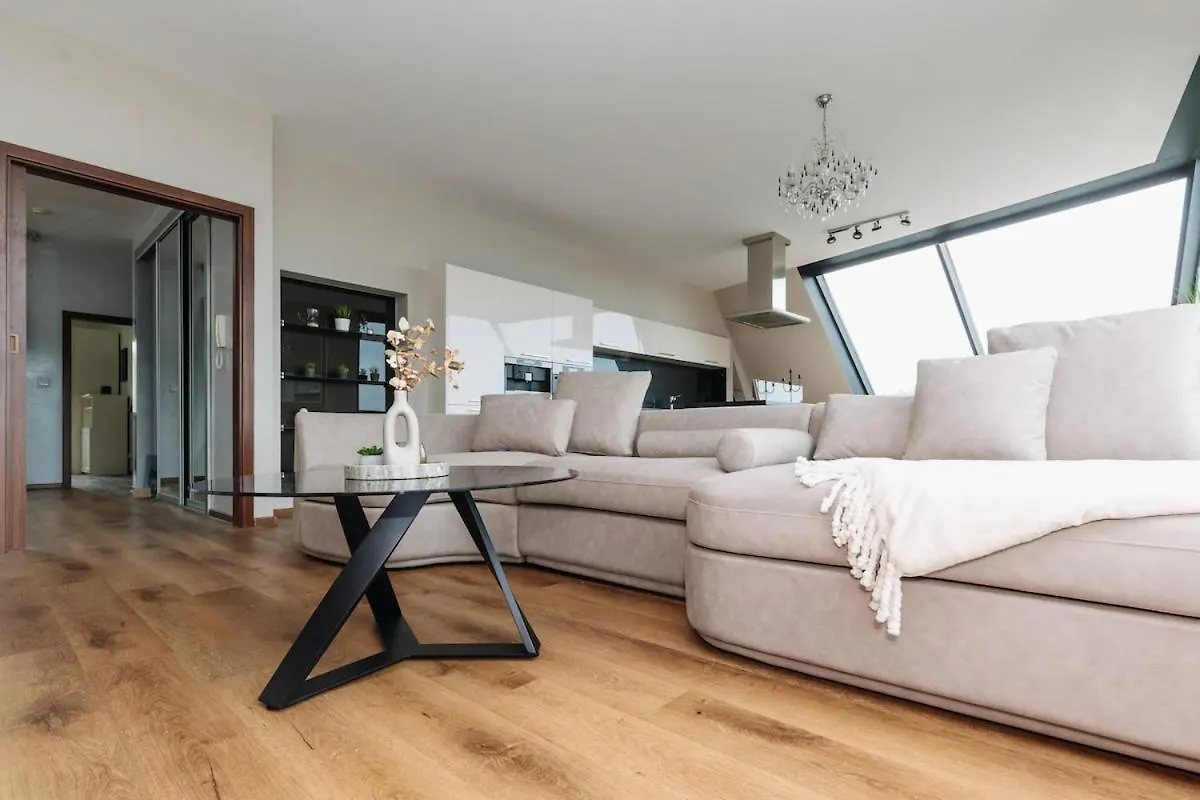 カルロヴィ・ヴァリUnique Penthouse With Terrace And Exceptional Viewアパートメント 0*, カルロヴィ・ヴァリ